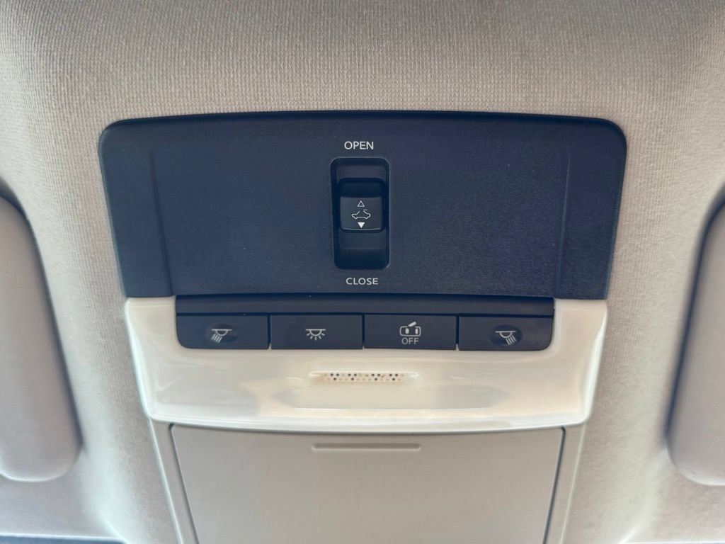 Used 2021 Nissan Sentra SV w/ SV Premium Package FWD image 31
