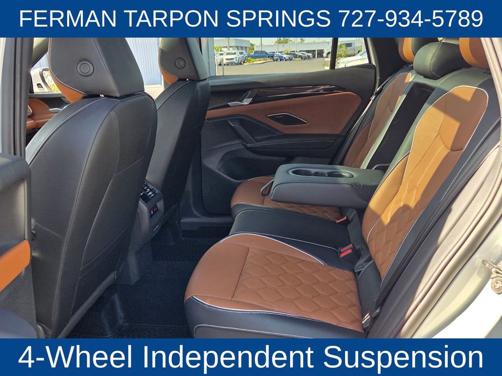 Used 2026 Volkswagen Tiguan SEL R-Line AWD/4WD image 14