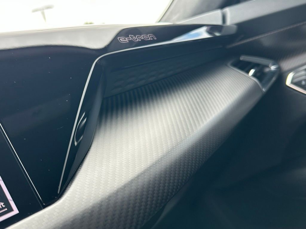 Used 2024 Audi RS e-tron GT w/ Carbon Performance Package image 40