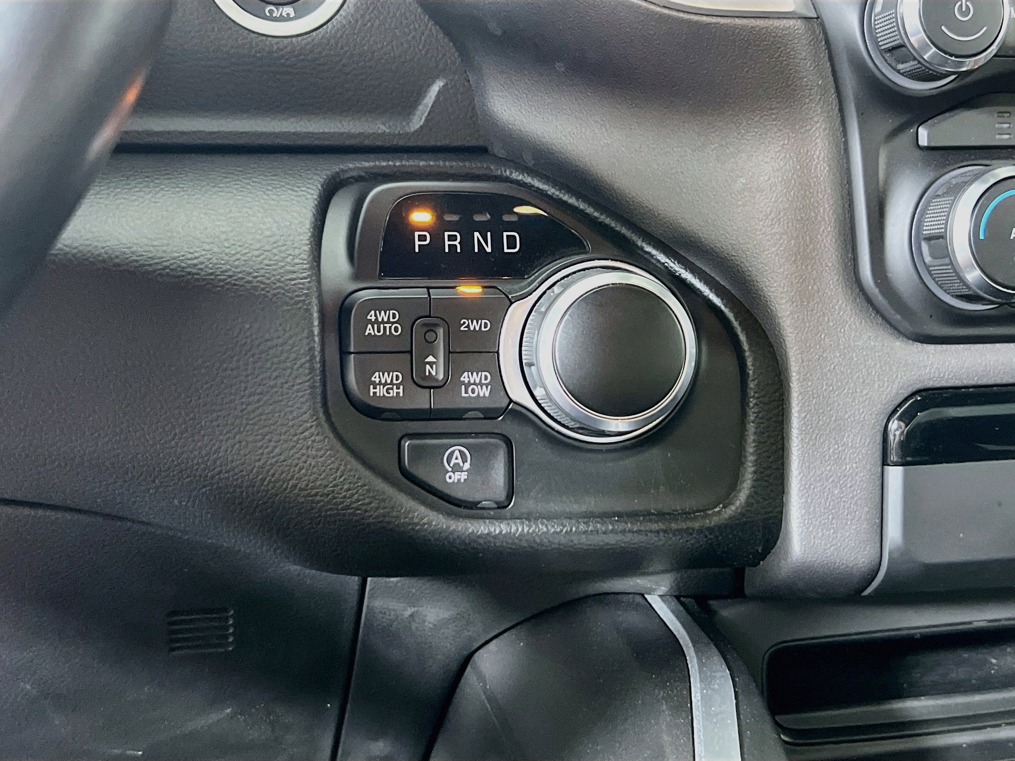 Used 2022 RAM 1500 Big Horn AWD/4WD image 16