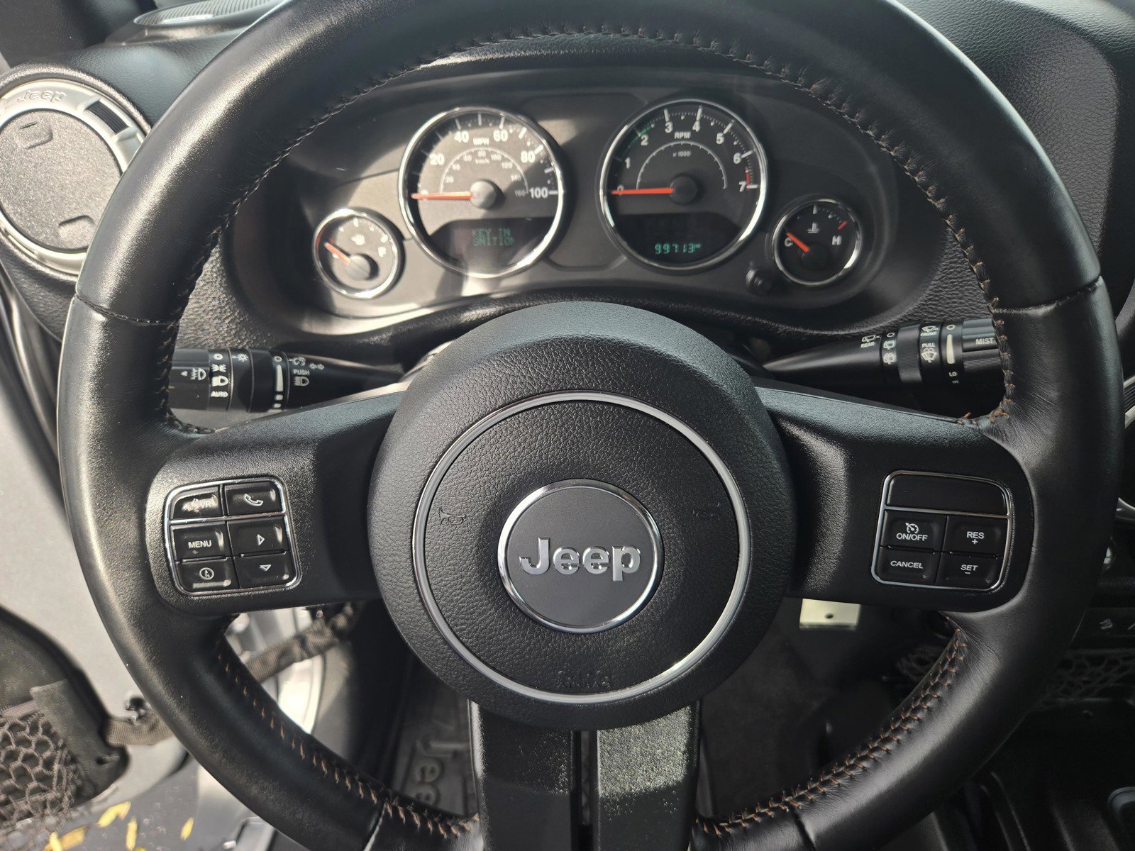 Used 2017 Jeep Wrangler Unlimited Sahara w/ Connectivity Group image 21