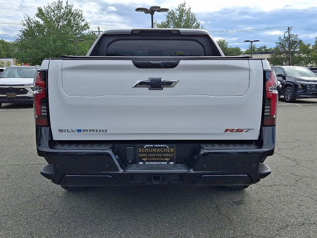 Used 2024 Chevrolet Silverado EV RST image 5