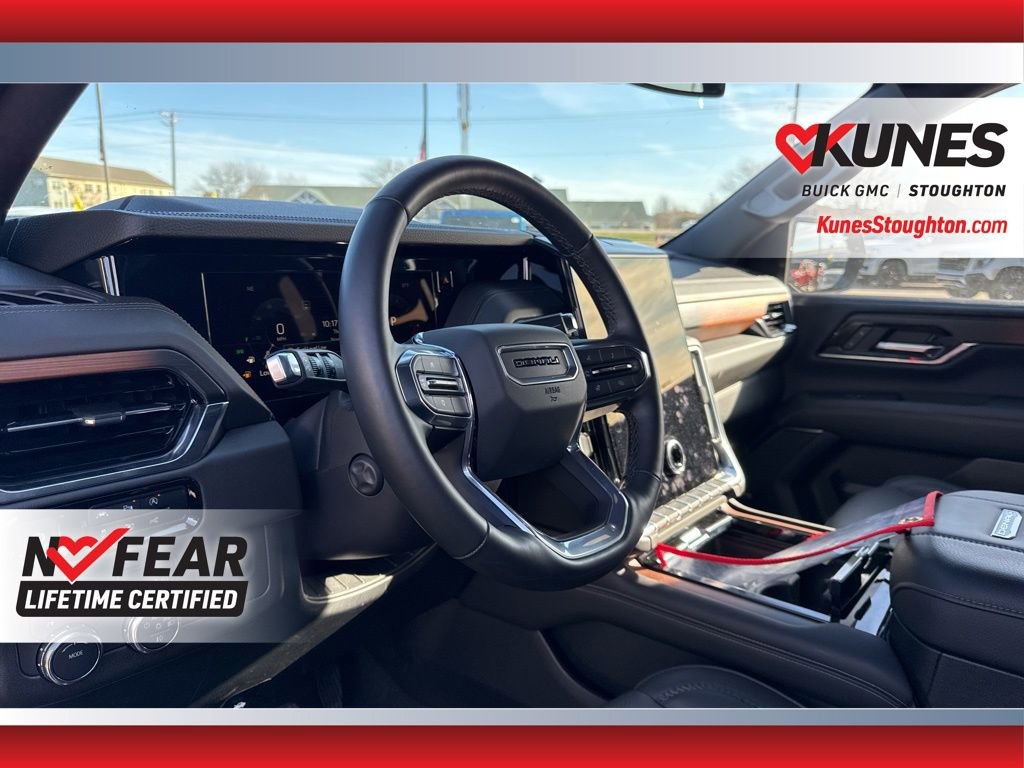 Used 2025 GMC Yukon XL Denali image 23