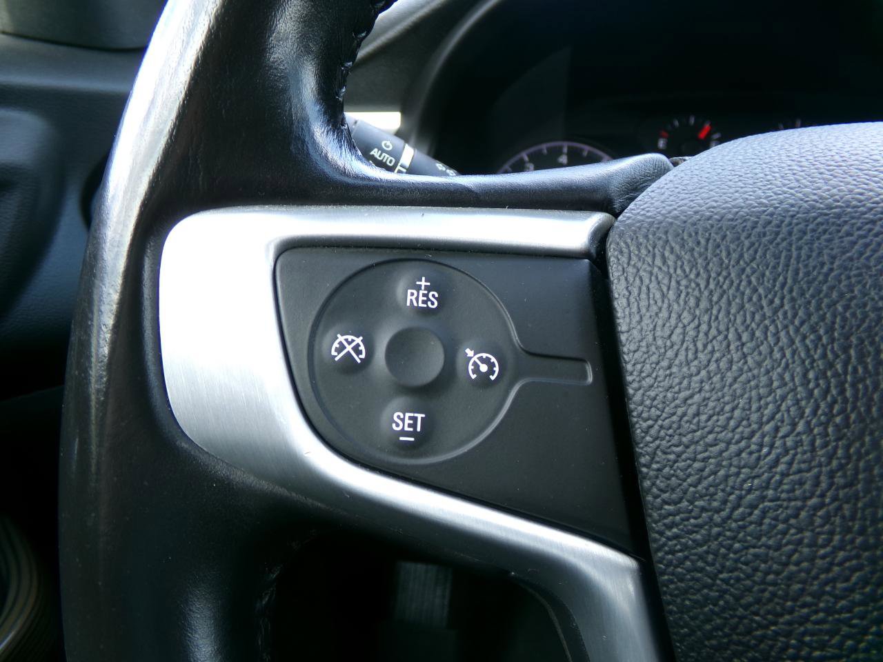 Used 2019 GMC Acadia SLE AWD/4WD image 16
