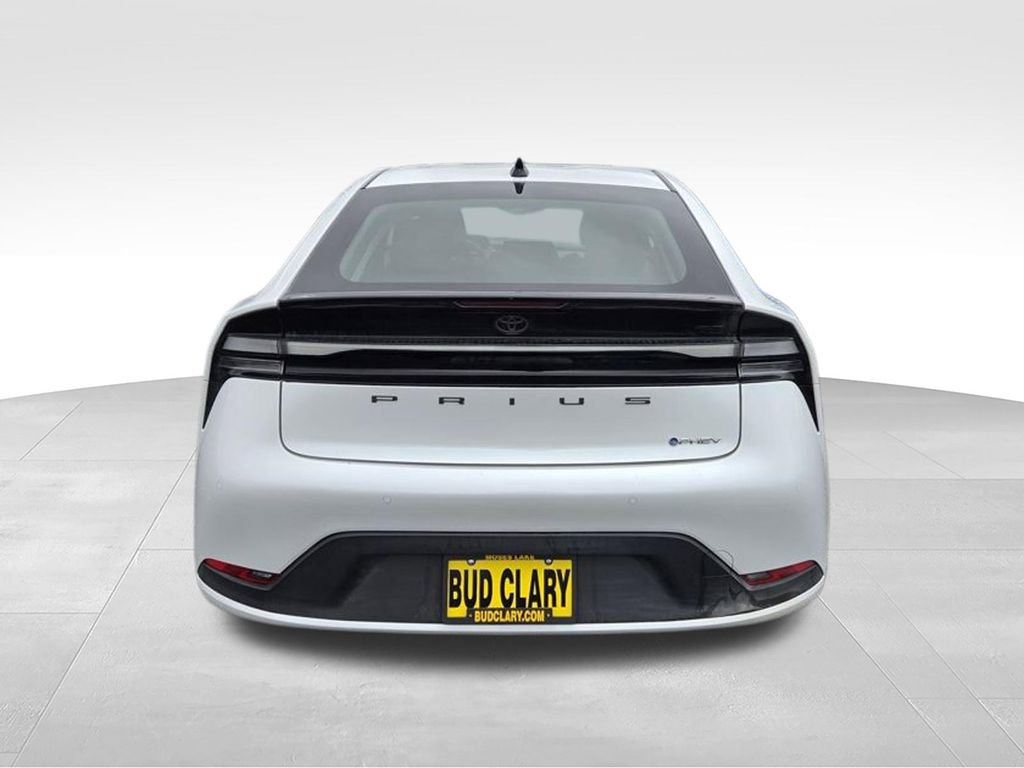 Used 2026 Toyota Prius Plug-In Hybrid image 5