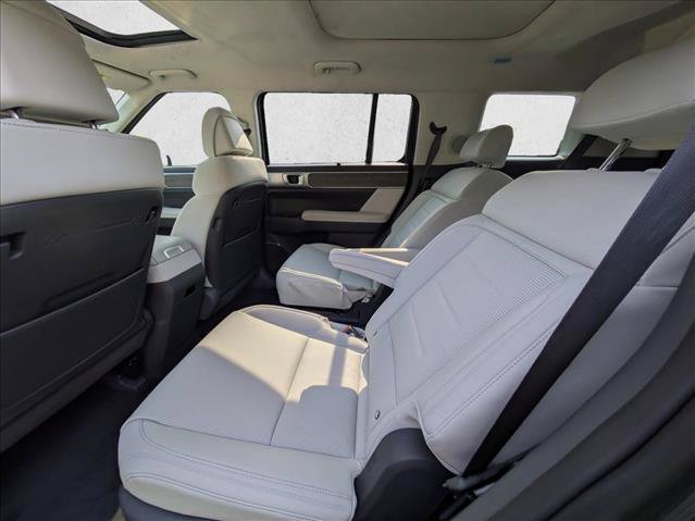 New 2026 Hyundai Santa Fe Calligraphy w/ Tow & Go Package FWD image 19