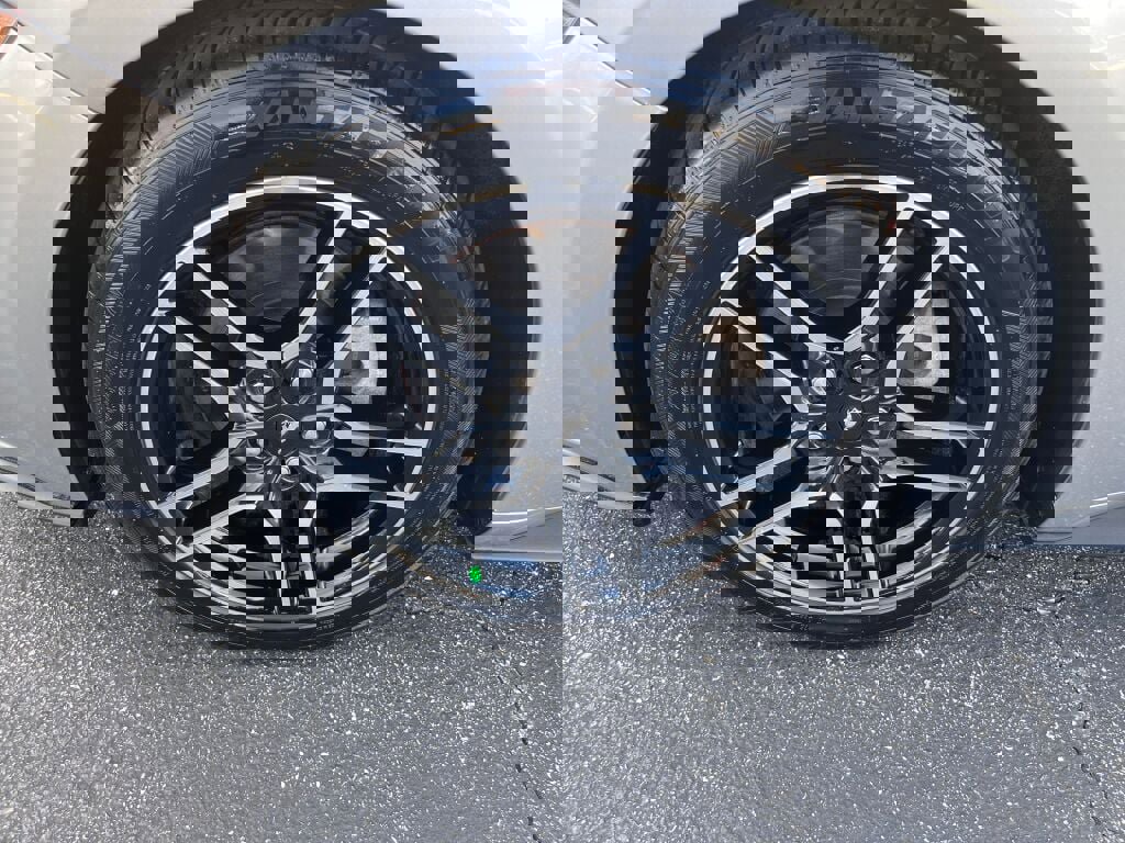 Used 2020 Ford Mustang Premium RWD image 10