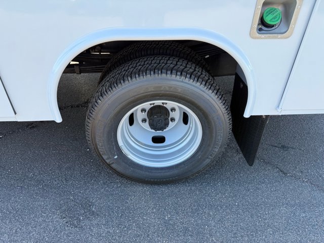 New 2025 Ford F350 XL w/ XL Chrome Package AWD/4WD image 29