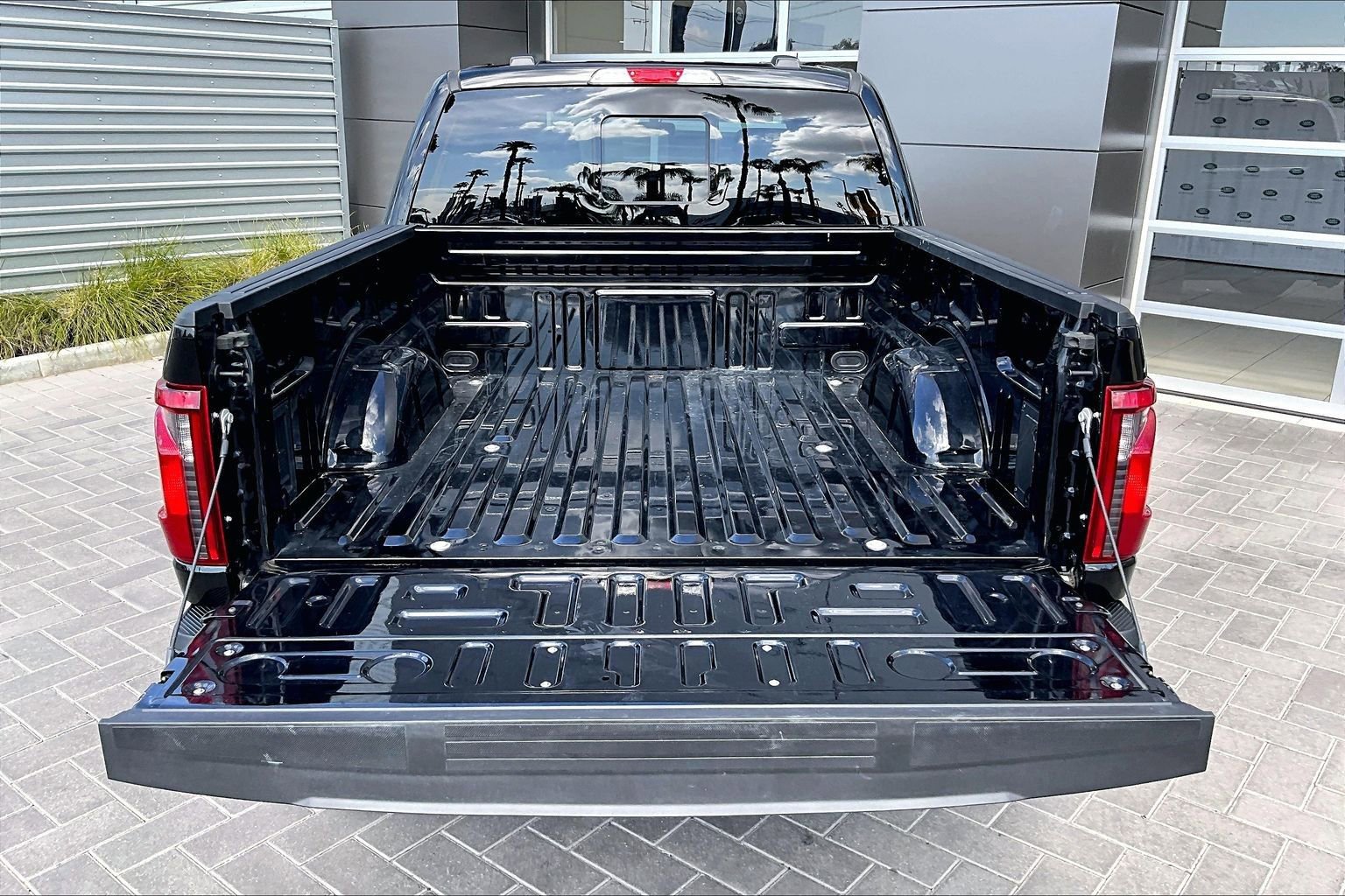 Used 2025 Ford F150 Tremor w/ Tow/Haul Package image 35