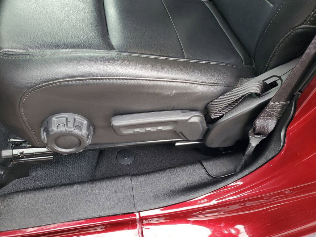 Used 2022 Jeep Wrangler Unlimited Sahara image 7