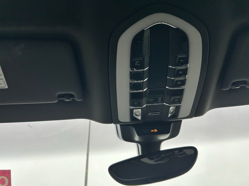 Used 2016 Porsche Macan S AWD/4WD image 26