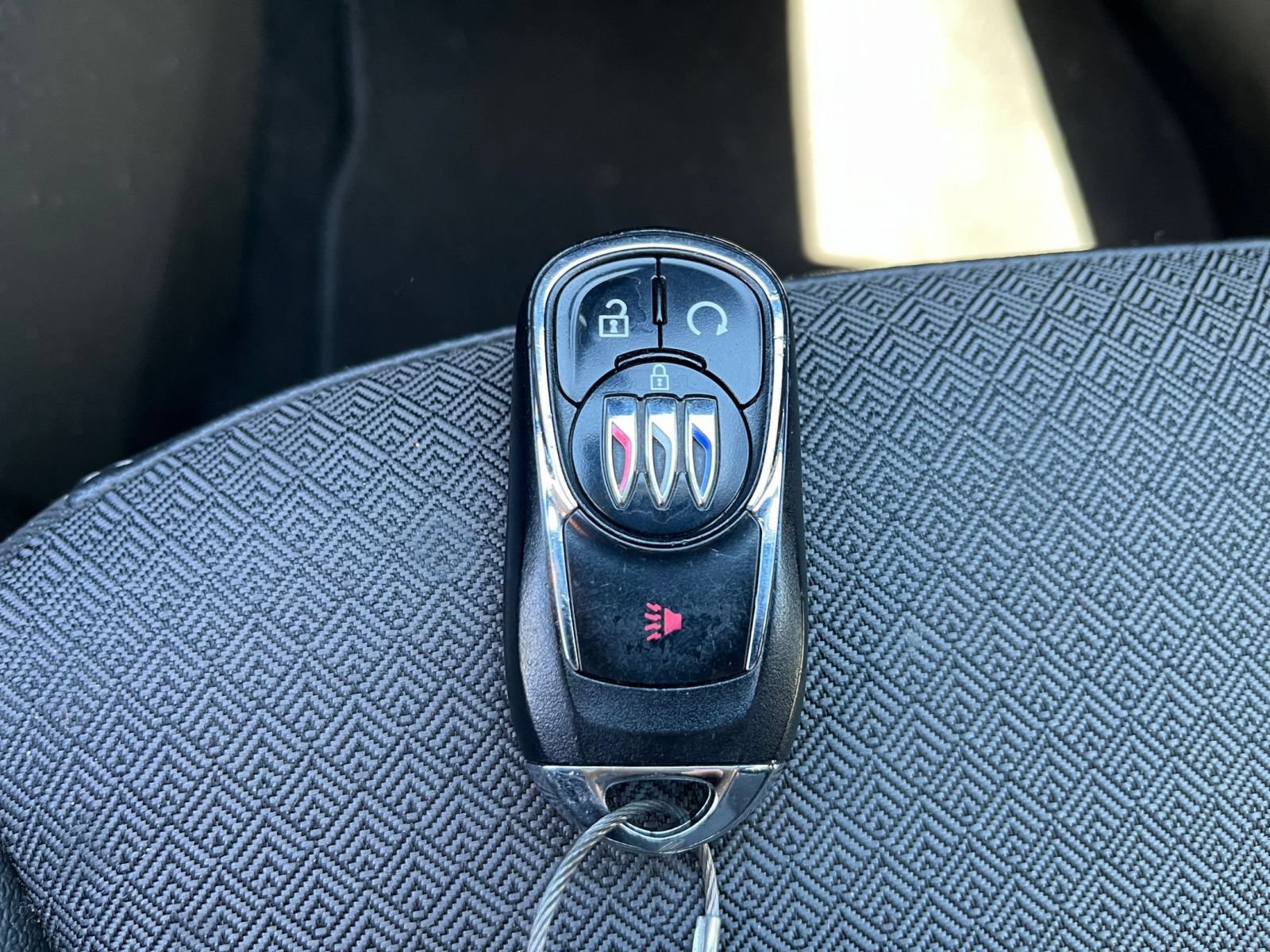 Used 2025 Buick Encore GX Preferred FWD image 21