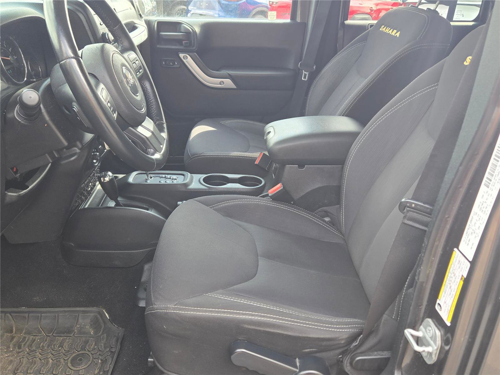 Used 2014 Jeep Wrangler Unlimited Sahara AWD/4WD image 16
