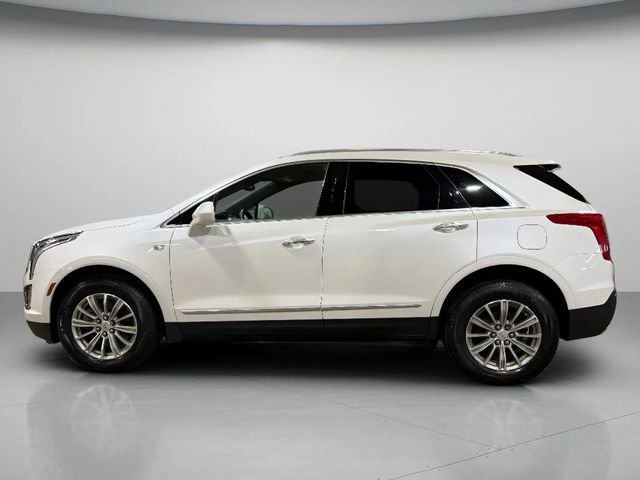 Used 2017 Cadillac XT5 Luxury w/ Driver Awareness Package image 7