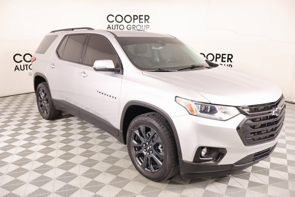 Used 2021 Chevrolet Traverse RS
