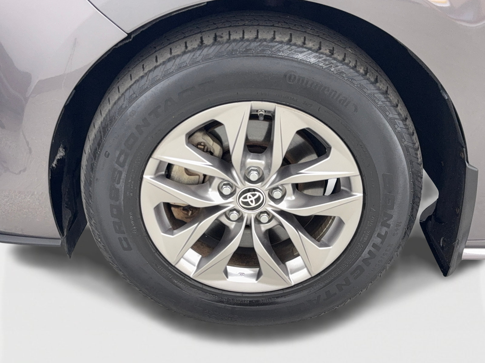 Used 2021 Toyota Sienna LE FWD image 50