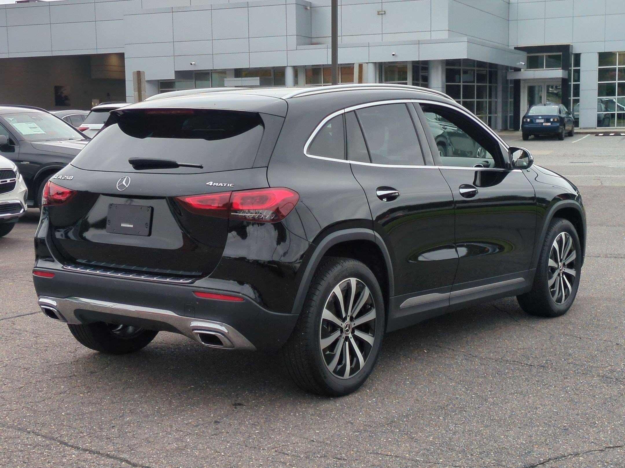 Certified 2023 Mercedes-Benz GLA 250 4MATIC image 3