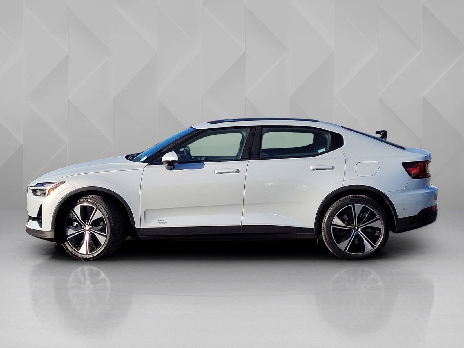 Used 2023 Polestar Polestar 2 w/ Pilot Pack image 3