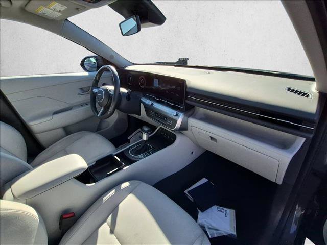 Used 2025 Hyundai Kona SEL FWD image 22