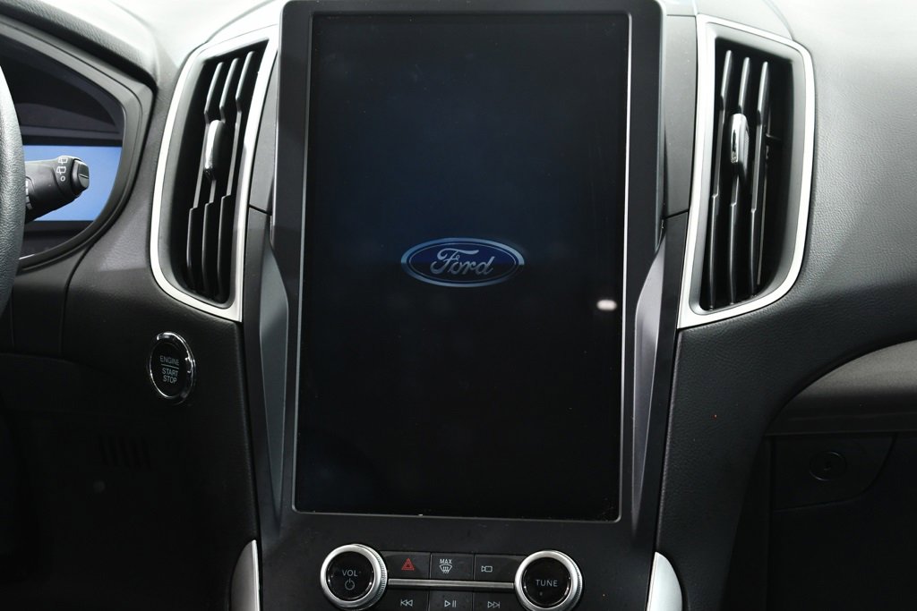 Used 2024 Ford Edge SEL w/ Convenience Package image 9