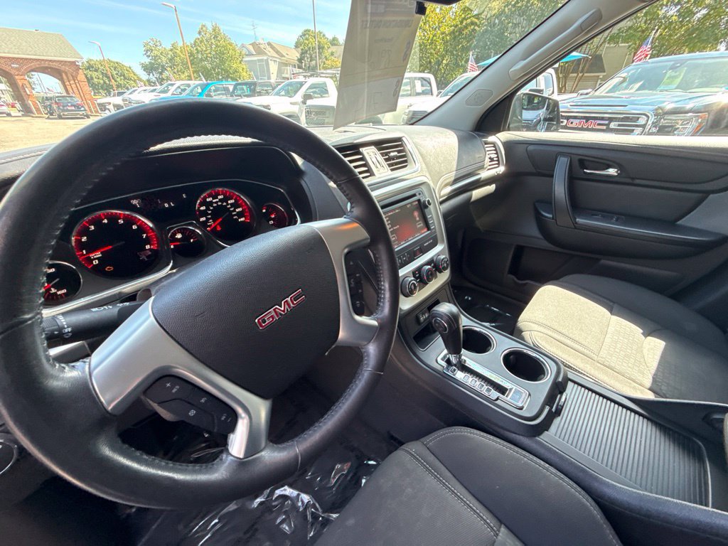 Used 2015 GMC Acadia SLE FWD image 13