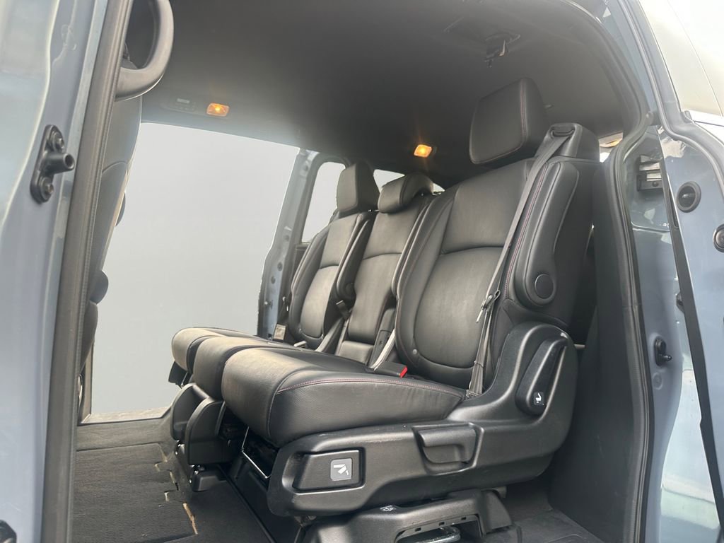 Used 2023 Honda Odyssey Sport image 25