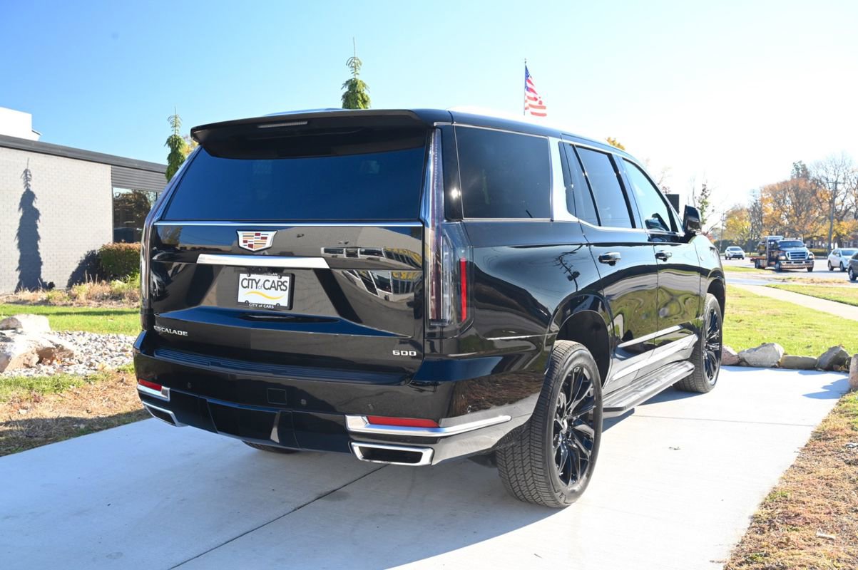 Used 2025 Cadillac Escalade Premium Luxury w/ LPO, Floor Liner Package image 5