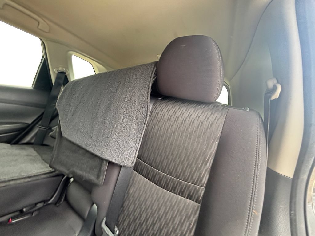 Used 2019 Nissan Rogue S w/ Special Edition Package FWD image 22