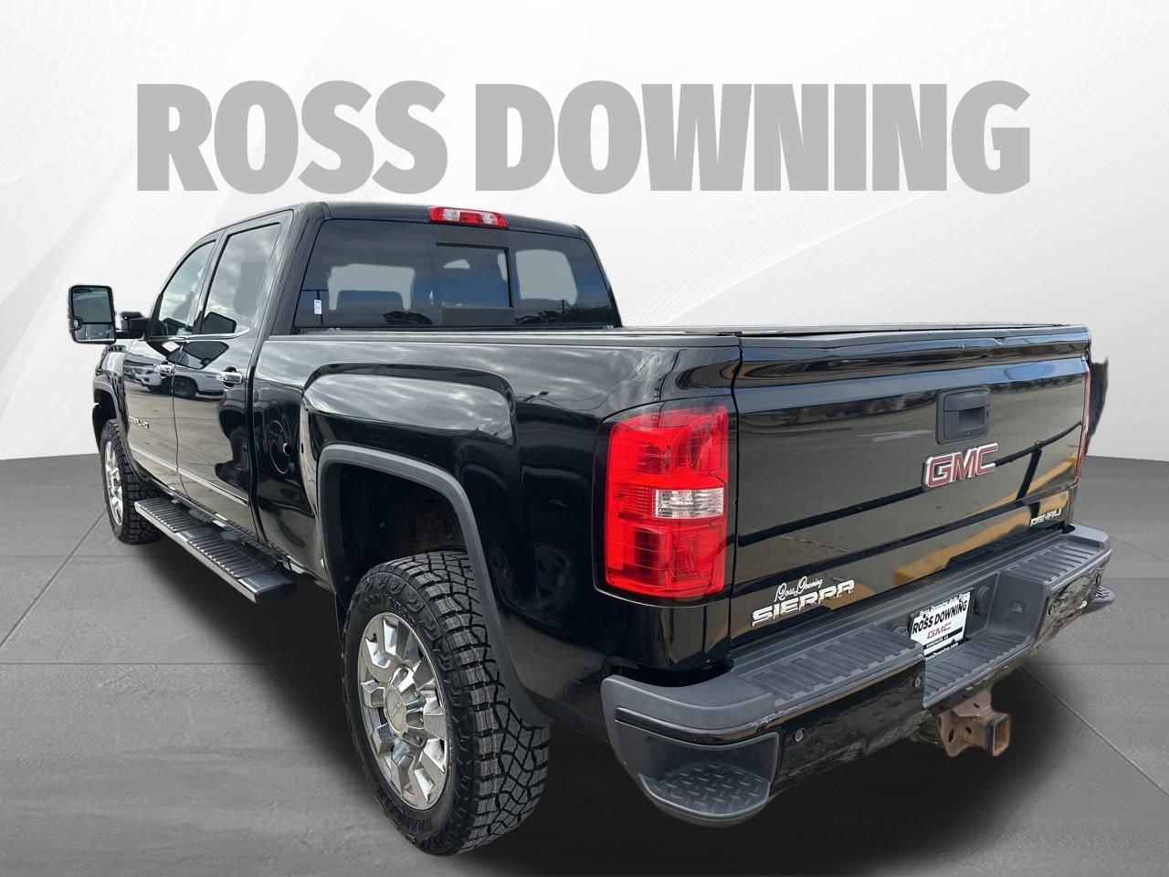 Used 2017 GMC Sierra 2500 Denali w/ Suspension Package, Off-Road image 6