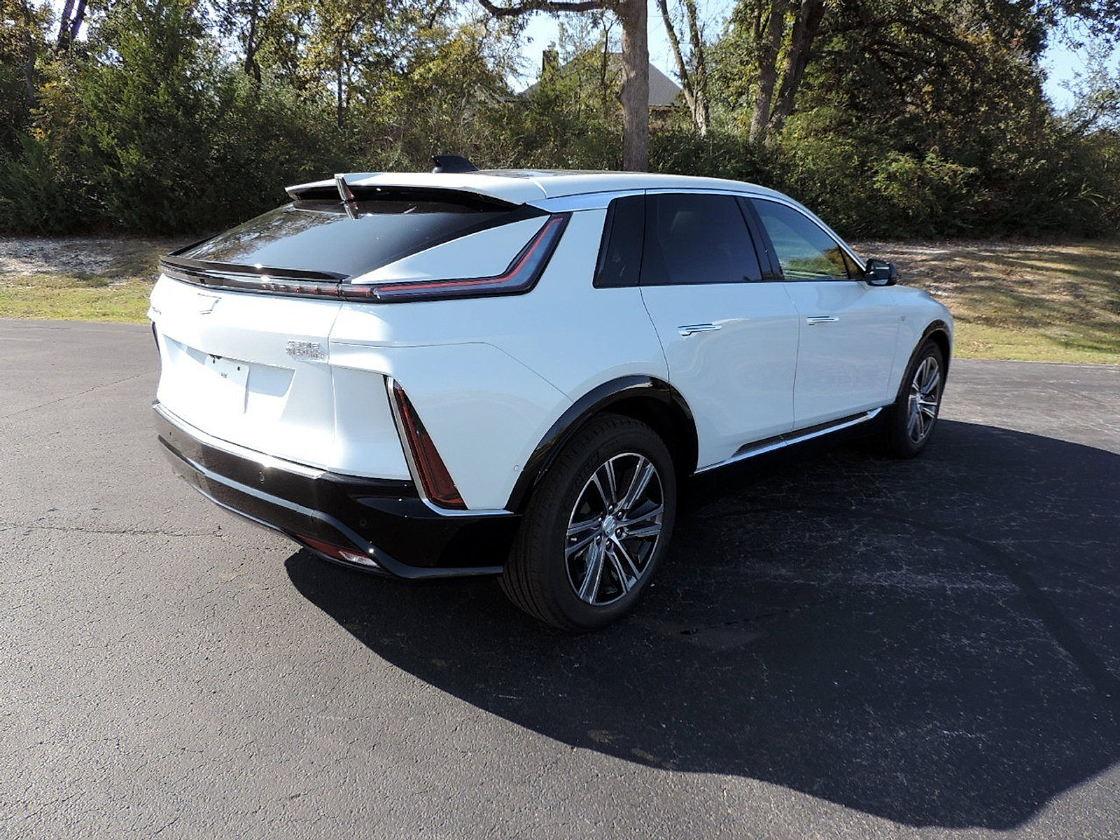 New 2026 Cadillac Lyriq Premium Luxury image 5