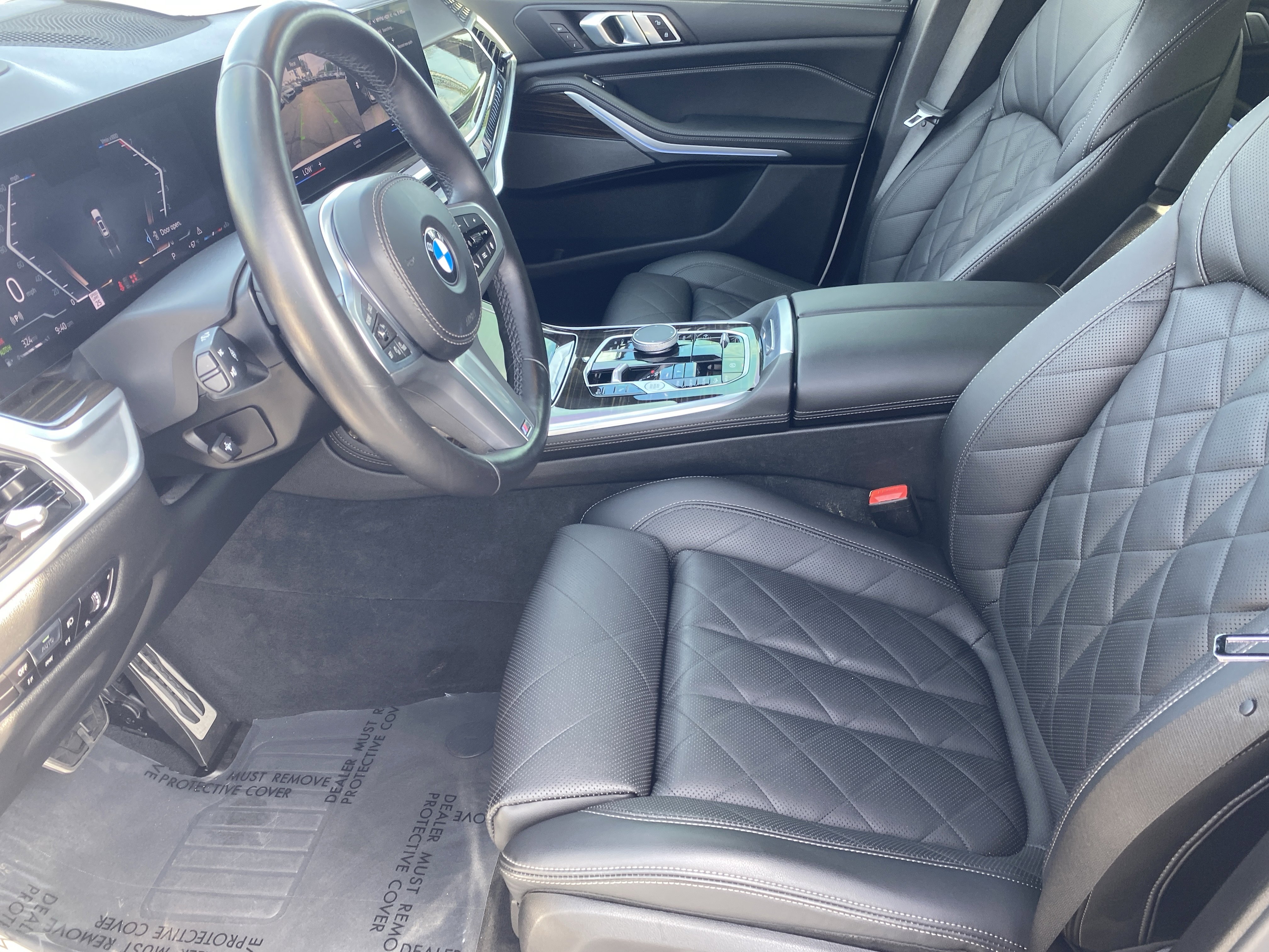 Used 2023 BMW X7 xDrive40i w/ M Sport Package image 22