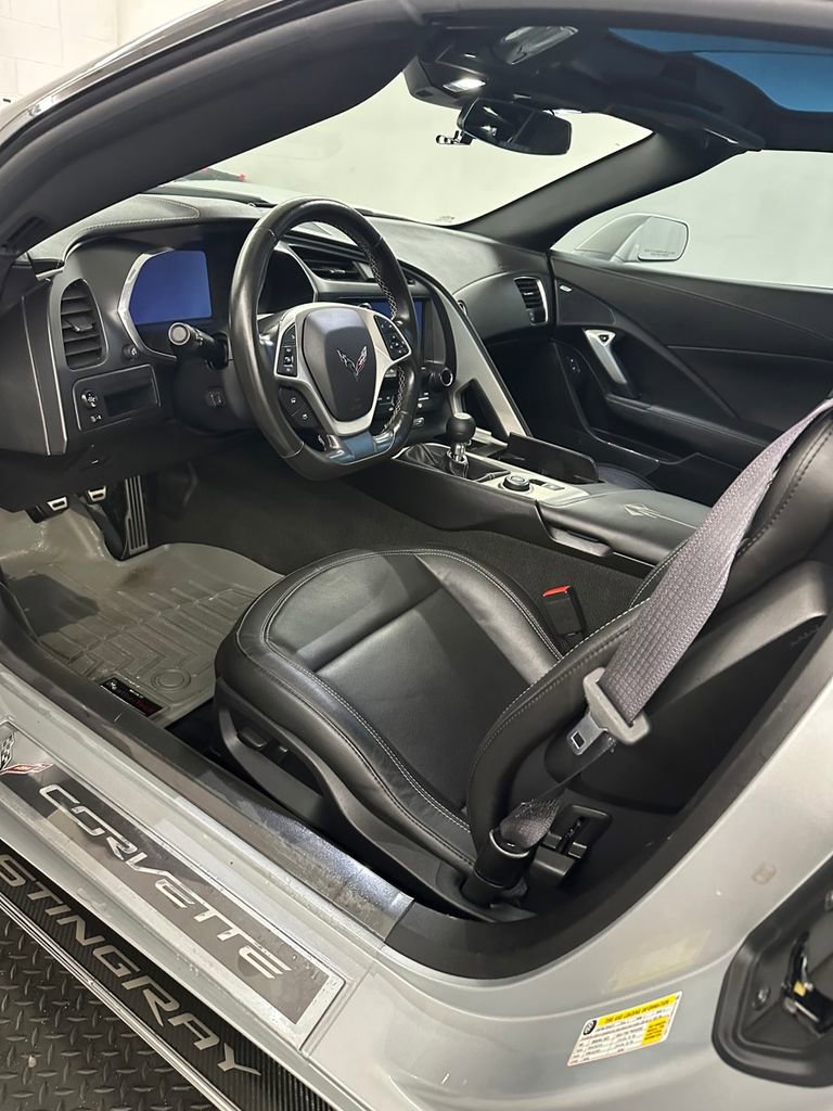 Used 2016 Chevrolet Corvette Stingray Coupe RWD image 10