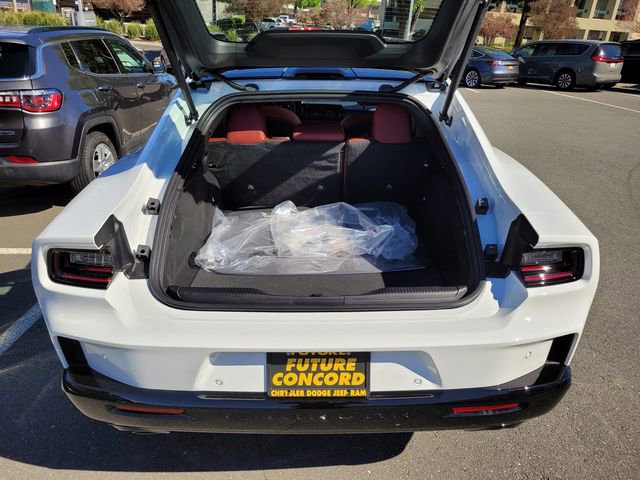 New 2026 Dodge Charger R/T Scat Pack image 17