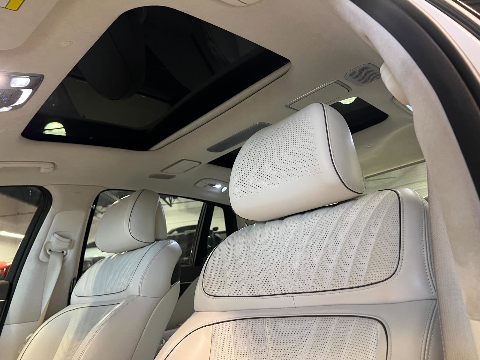 Used 2023 Genesis G90 3.5T image 25