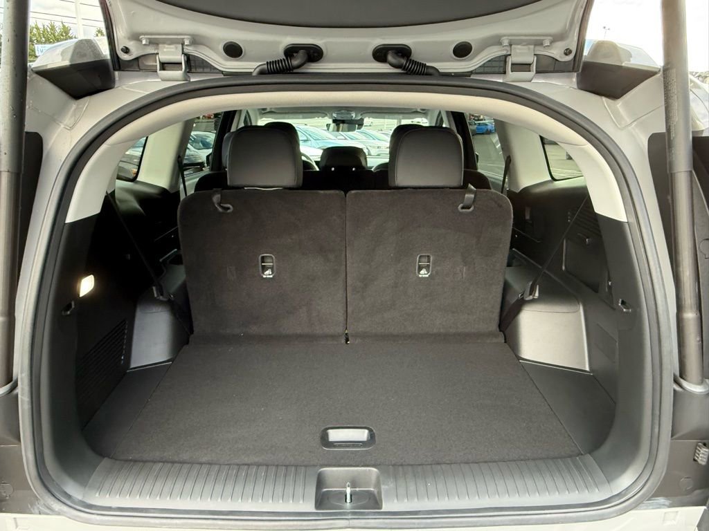 Certified 2026 Hyundai Ioniq 9 SEL image 11