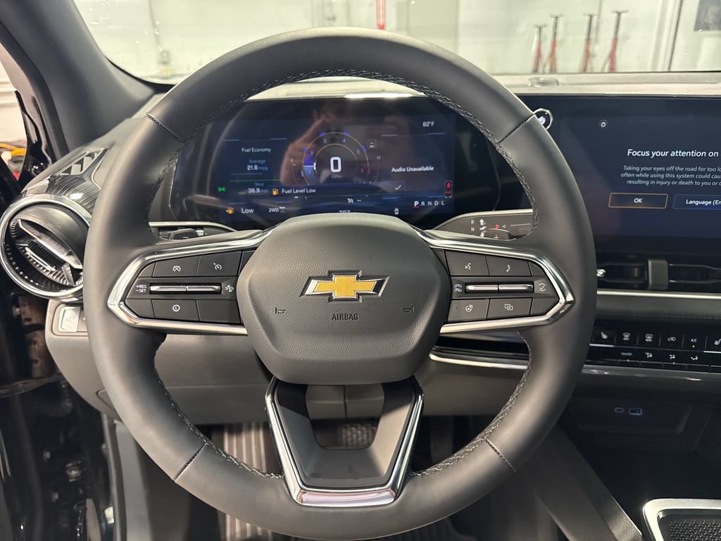 New 2026 Chevrolet Equinox LT w/ Safety and Technology Package AWD/4WD image 6