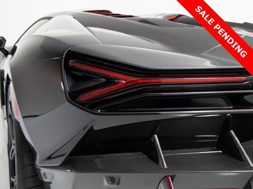 Used 2025 Lamborghini Revuelto image 59