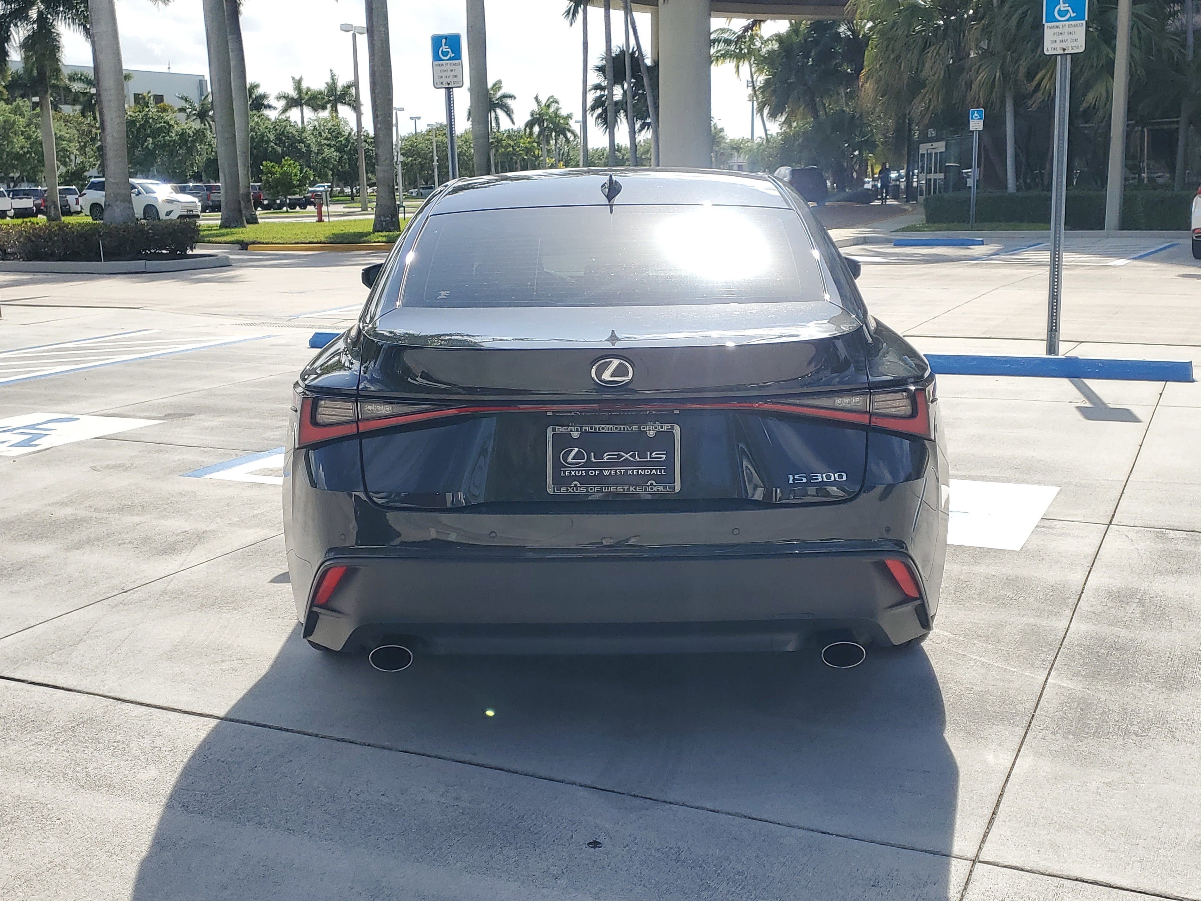 Used 2025 Lexus IS 300 w/ Premium Package image 9