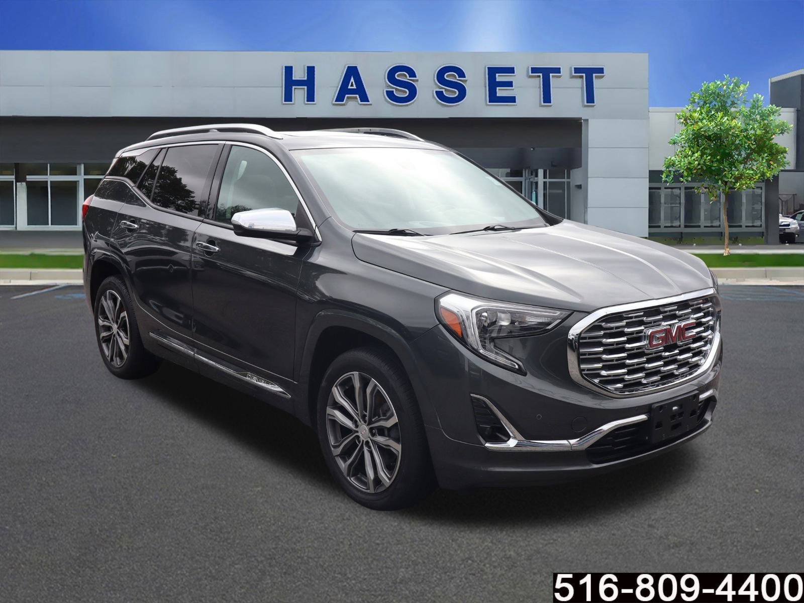 Used 2020 GMC Terrain Denali image 1