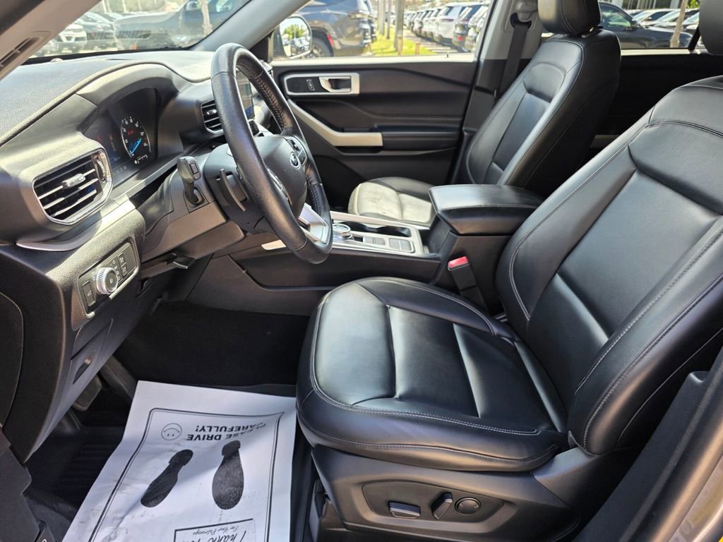 Used 2021 Ford Explorer XLT w/ Equipment Group 202A image 24