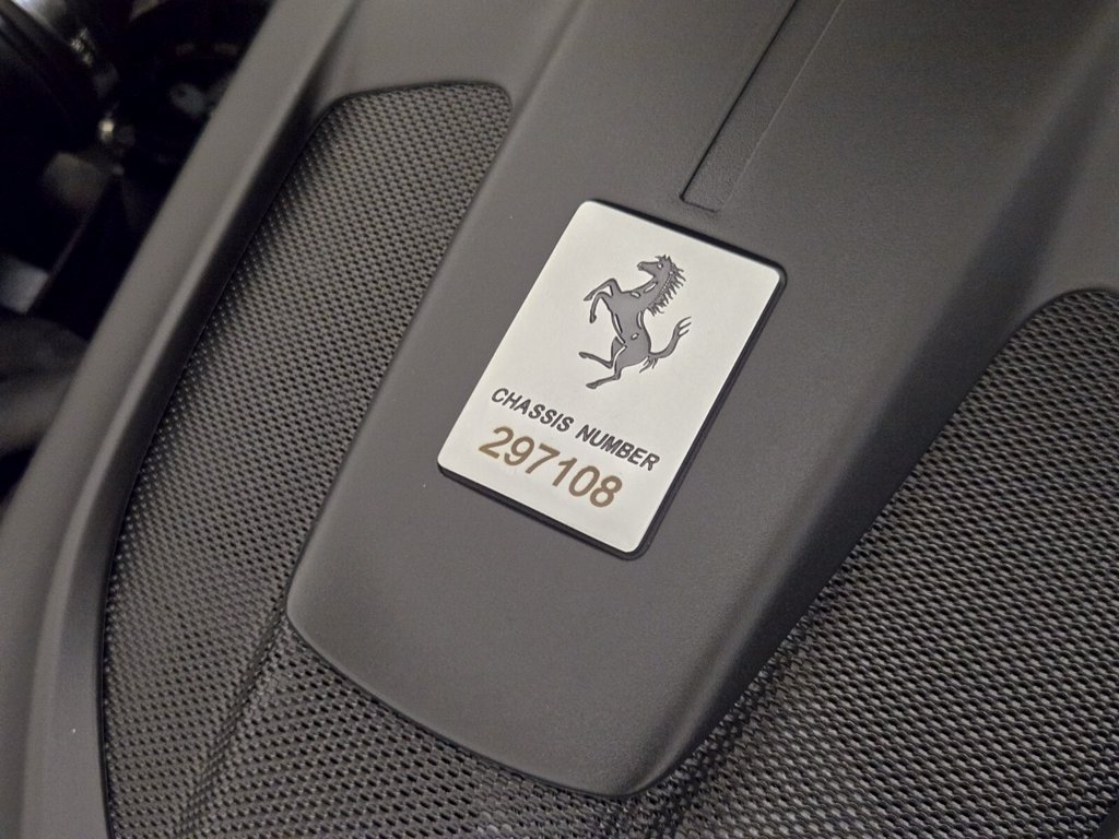 Used 2023 Ferrari Portofino M RWD image 32