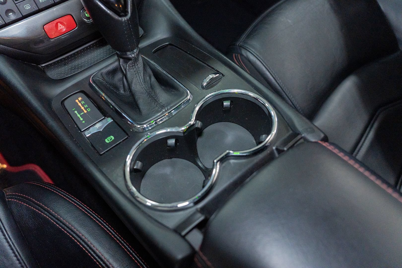 Used 2014 Maserati GranTurismo Sport RWD image 42