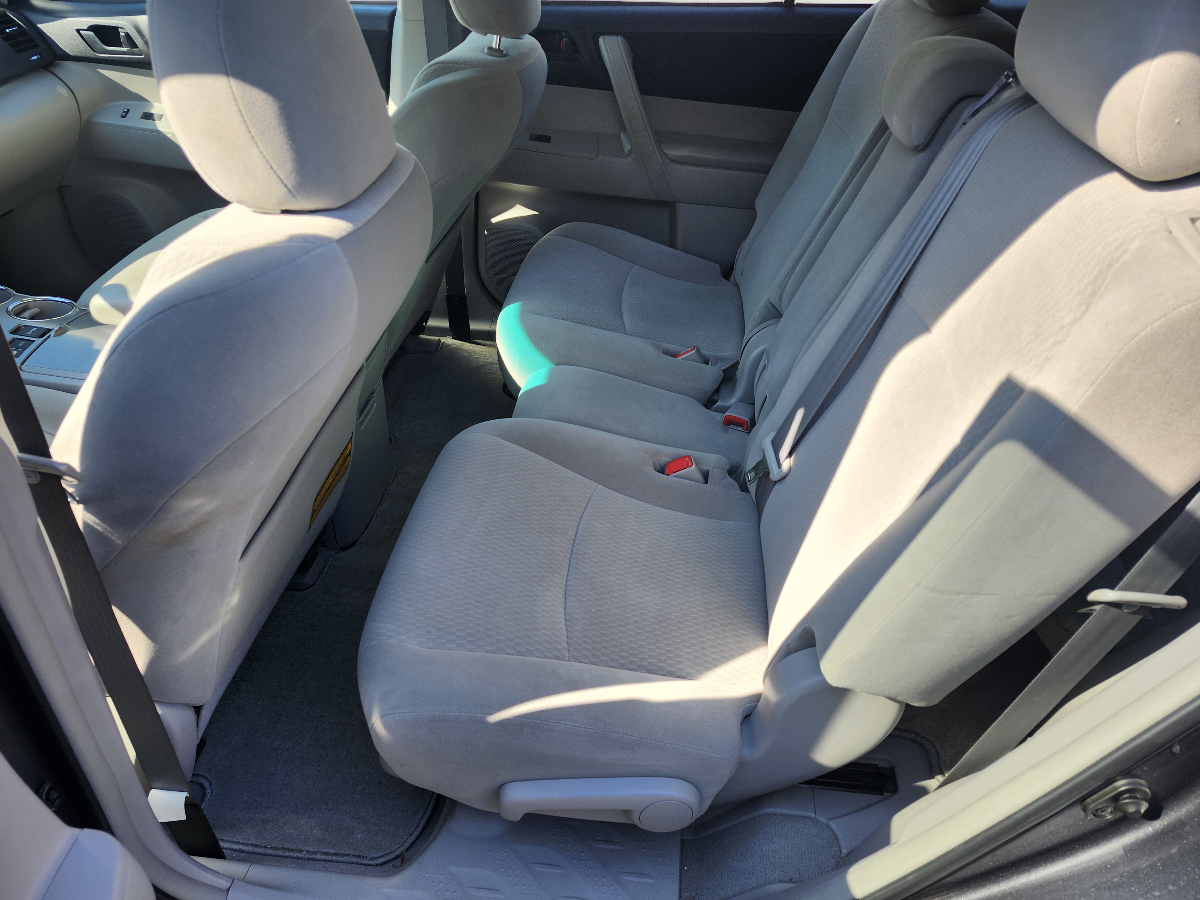 Used 2010 Toyota Highlander 4WD image 5