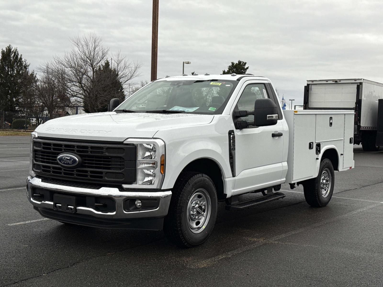 New 2026 Ford F250 XL w/ XL Chrome Package RWD image 7