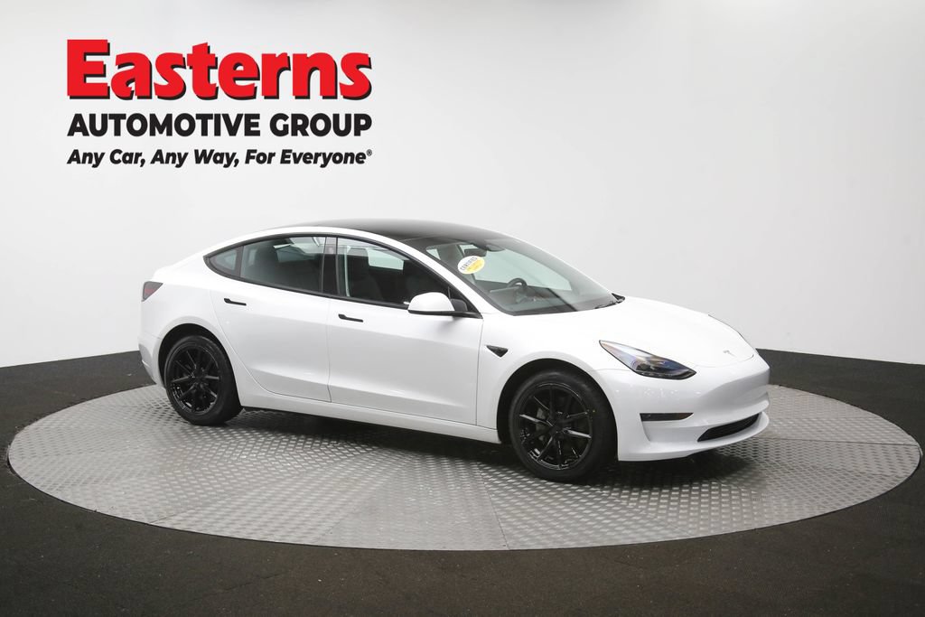 Used 2023 Tesla Model 3 Standard Range RWD image 41