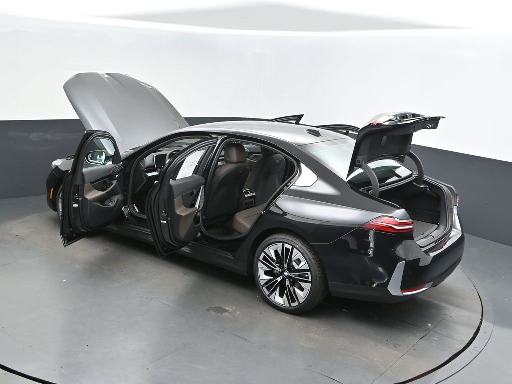 New 2026 BMW 530i w/ Premium Package image 46