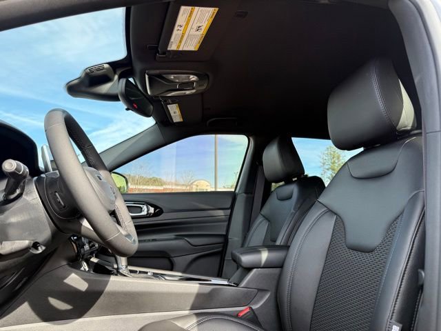 New 2026 Jeep Compass Latitude image 28