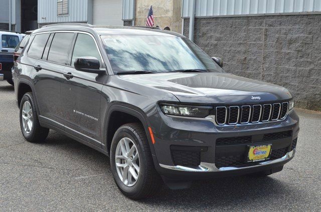 New 2025 Jeep Grand Cherokee L Laredo w/ Luxury Tech Group I image 2