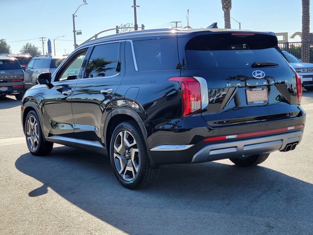Used 2023 Hyundai Palisade Limited image 3
