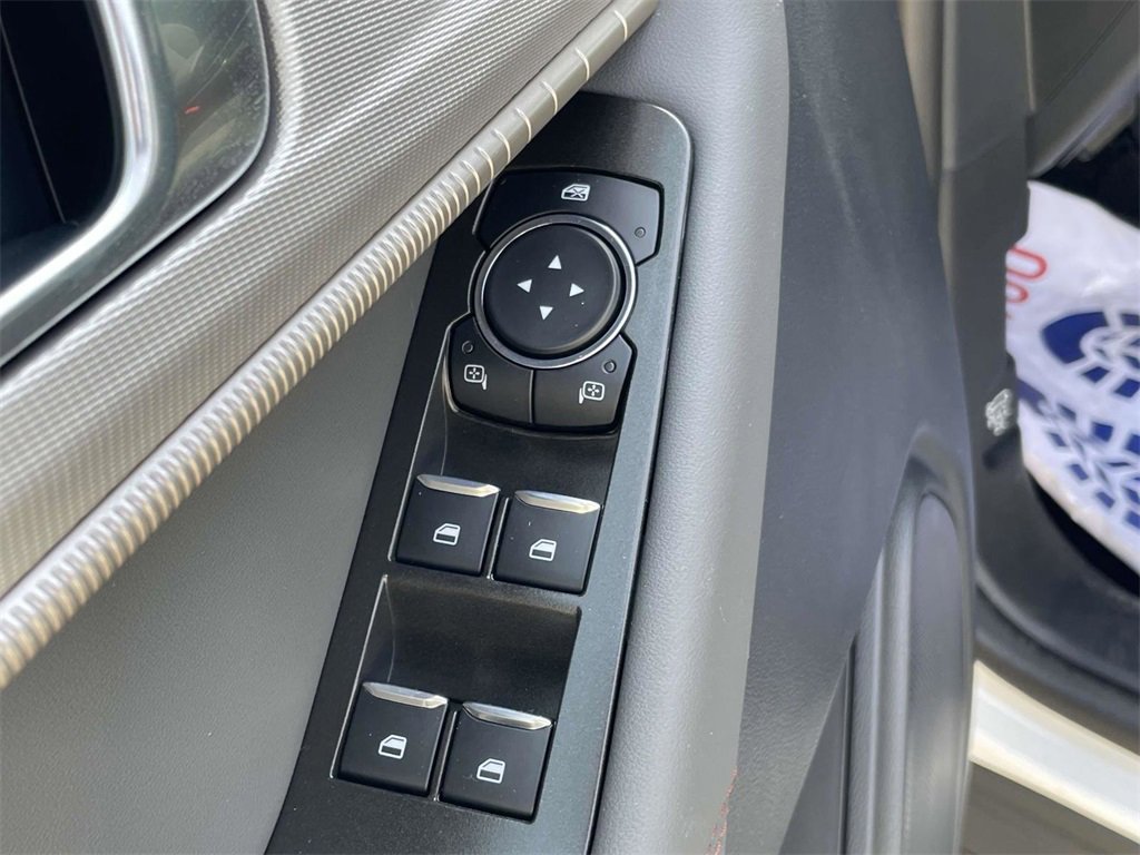 New 2025 Ford Explorer Active image 15